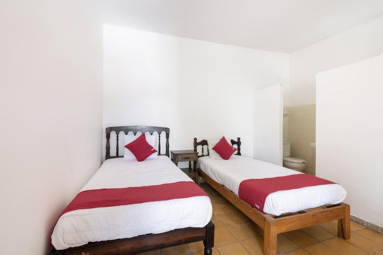 Oyo Hotel Las Palmas Cuyutlan มานซานิโญ ภายนอก รูปภาพ