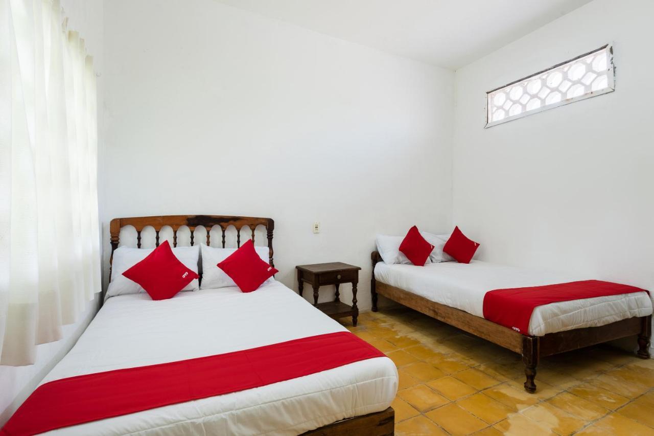 Oyo Hotel Las Palmas Cuyutlan มานซานิโญ ภายนอก รูปภาพ