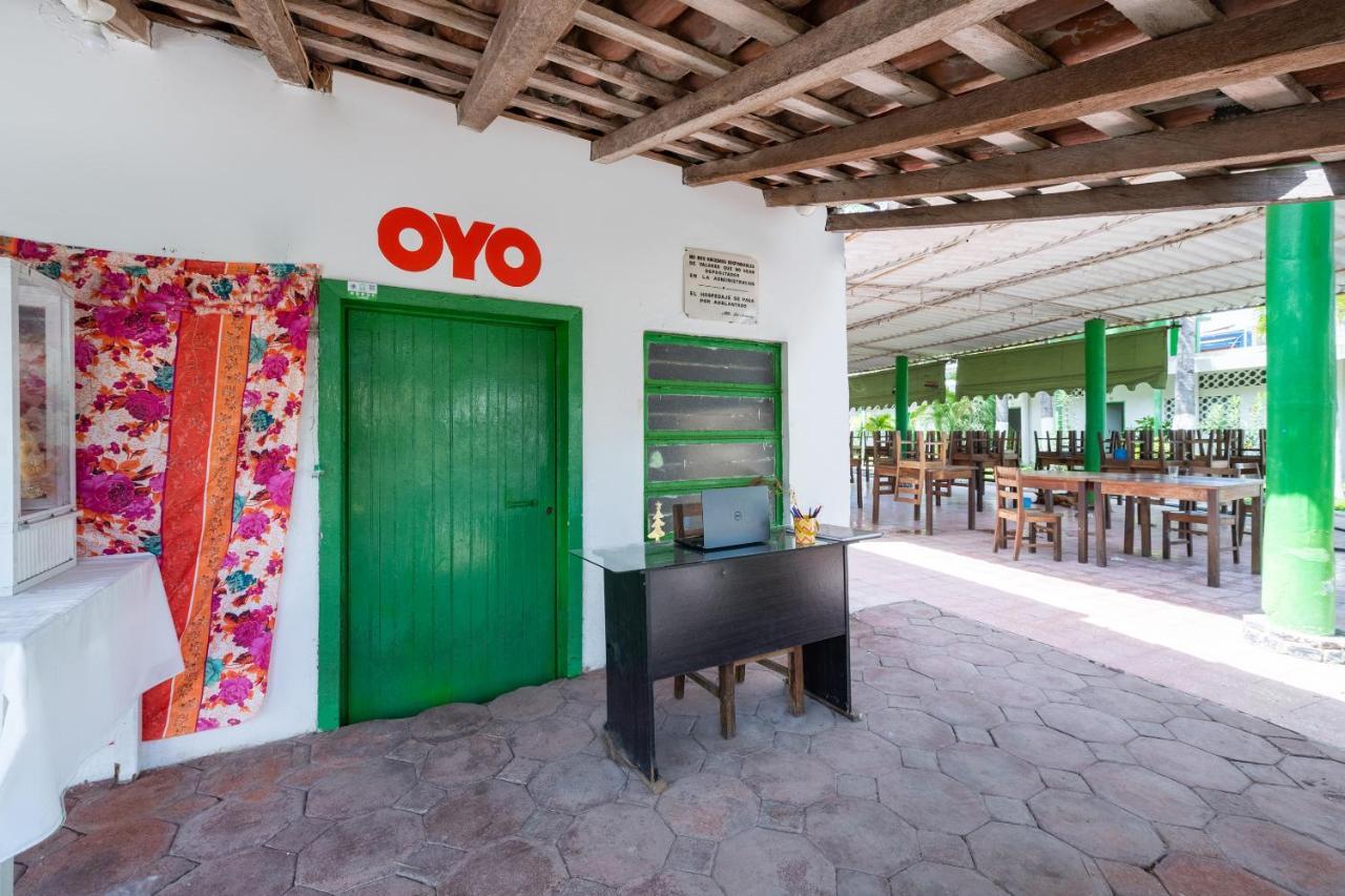 Oyo Hotel Las Palmas Cuyutlan มานซานิโญ ภายนอก รูปภาพ
